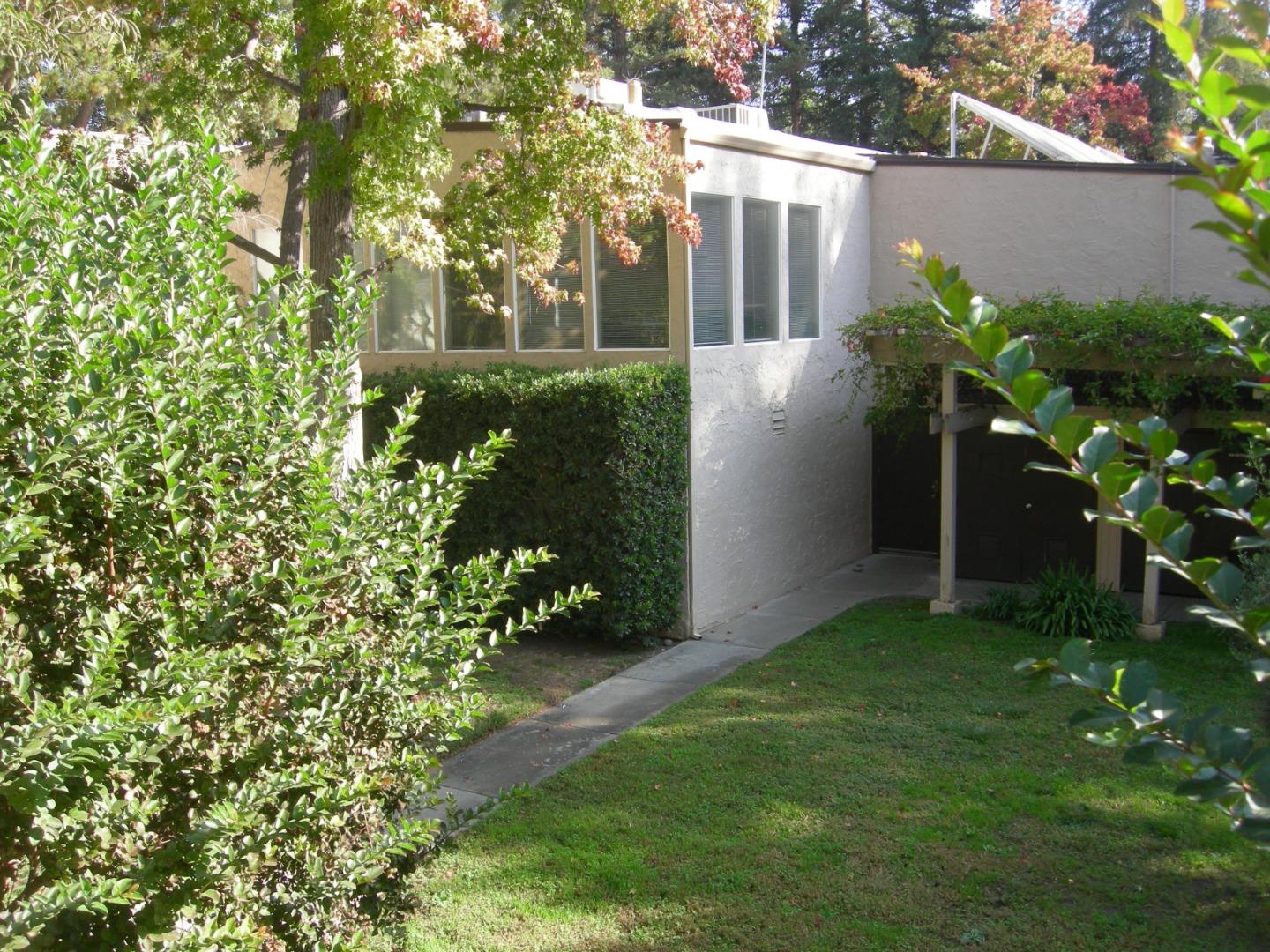 Detail Gallery Image 7 of 34 For 310 Tradewinds Dr #4,  San Jose,  CA 95123 - 2 Beds | 1 Baths