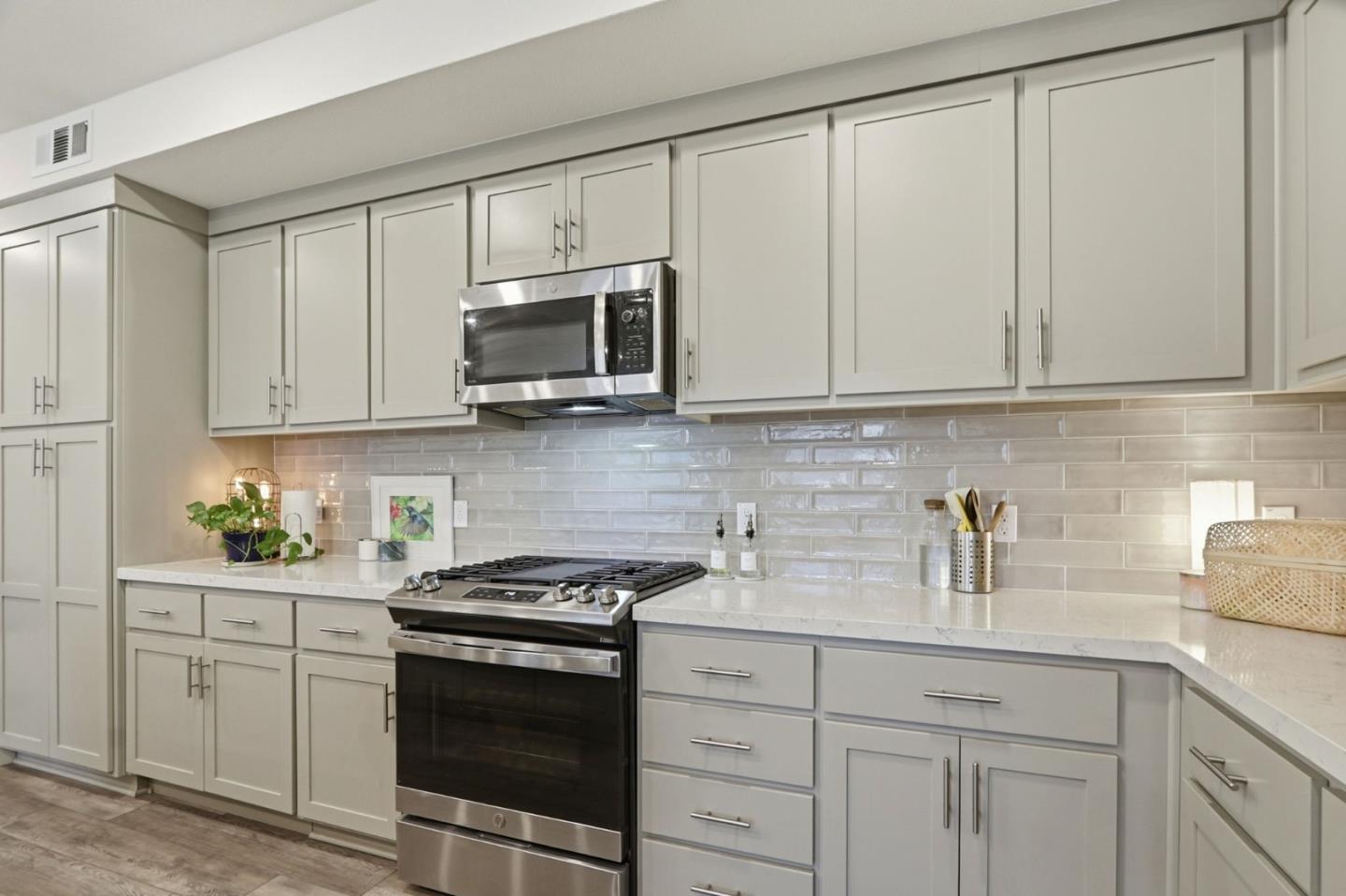 Detail Gallery Image 11 of 43 For 45188 Ambition St #202,  Fremont,  CA 94538 - 3 Beds | 2 Baths