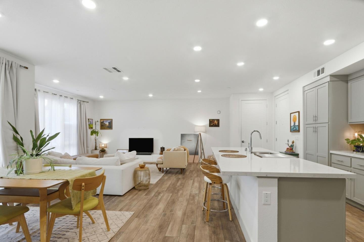 Detail Gallery Image 13 of 43 For 45188 Ambition St #202,  Fremont,  CA 94538 - 3 Beds | 2 Baths