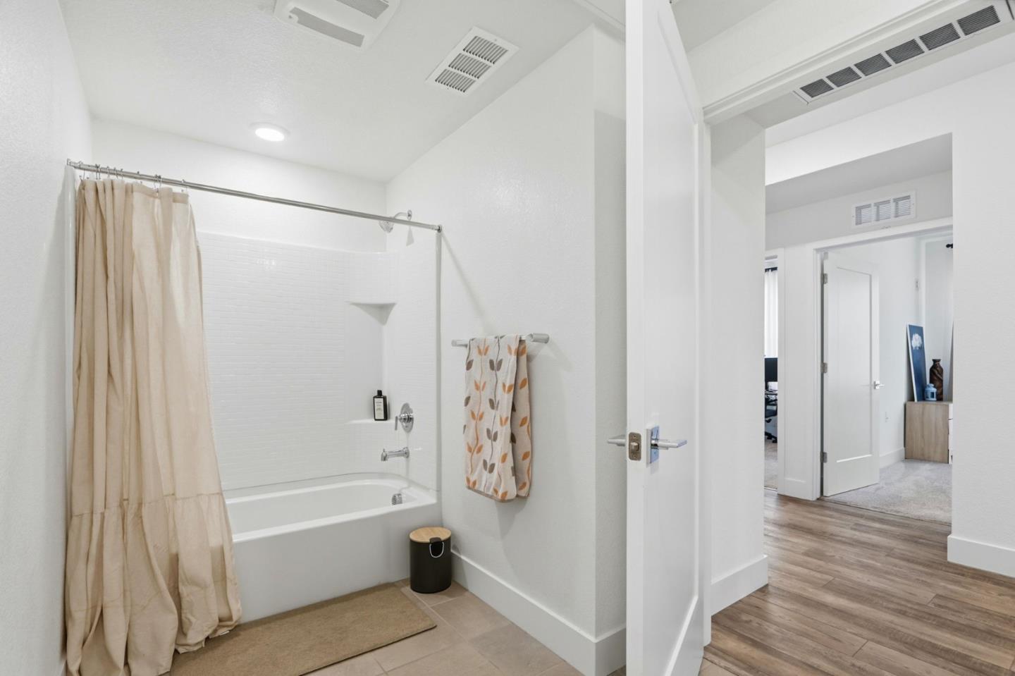 Detail Gallery Image 30 of 43 For 45188 Ambition St #202,  Fremont,  CA 94538 - 3 Beds | 2 Baths