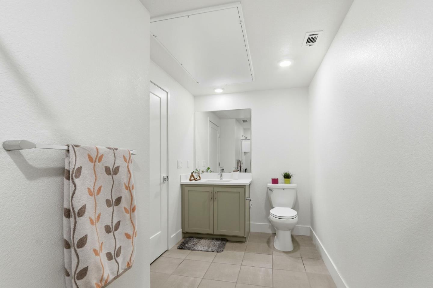 Detail Gallery Image 31 of 43 For 45188 Ambition St #202,  Fremont,  CA 94538 - 3 Beds | 2 Baths