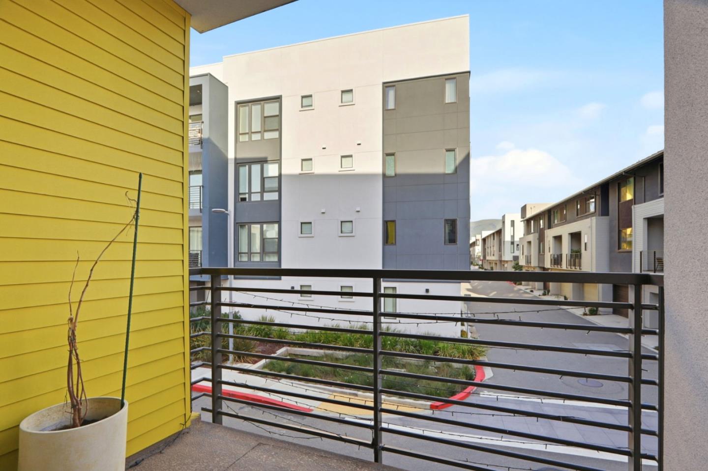 Detail Gallery Image 33 of 43 For 45188 Ambition St #202,  Fremont,  CA 94538 - 3 Beds | 2 Baths