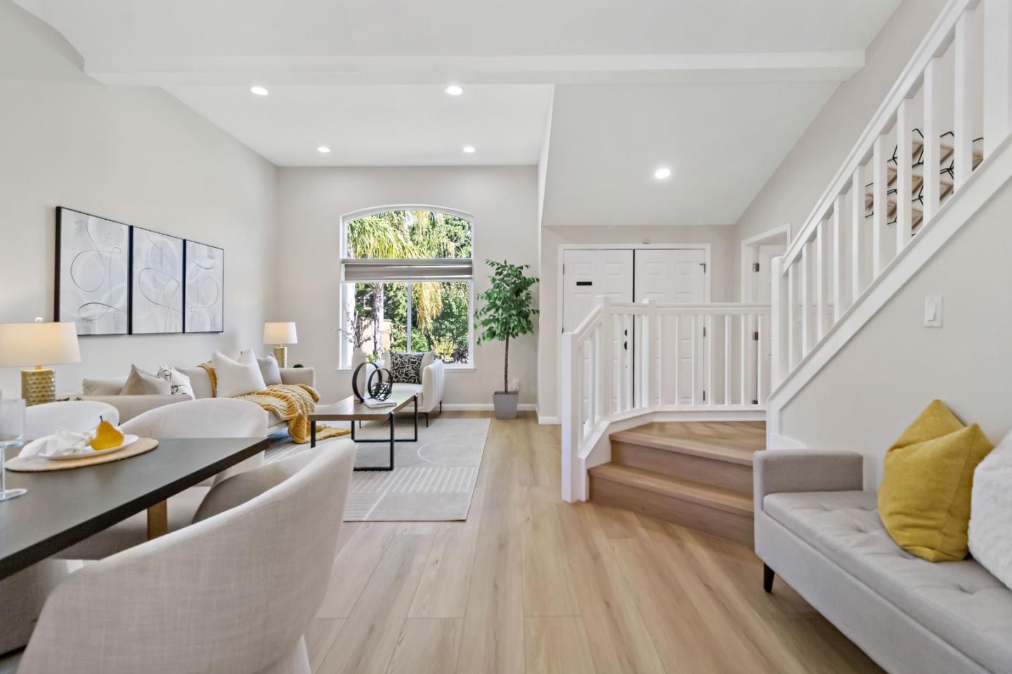 Detail Gallery Image 13 of 52 For 4593 Fallstone Ct, San Jose,  CA 95124 - 4 Beds | 3 Baths