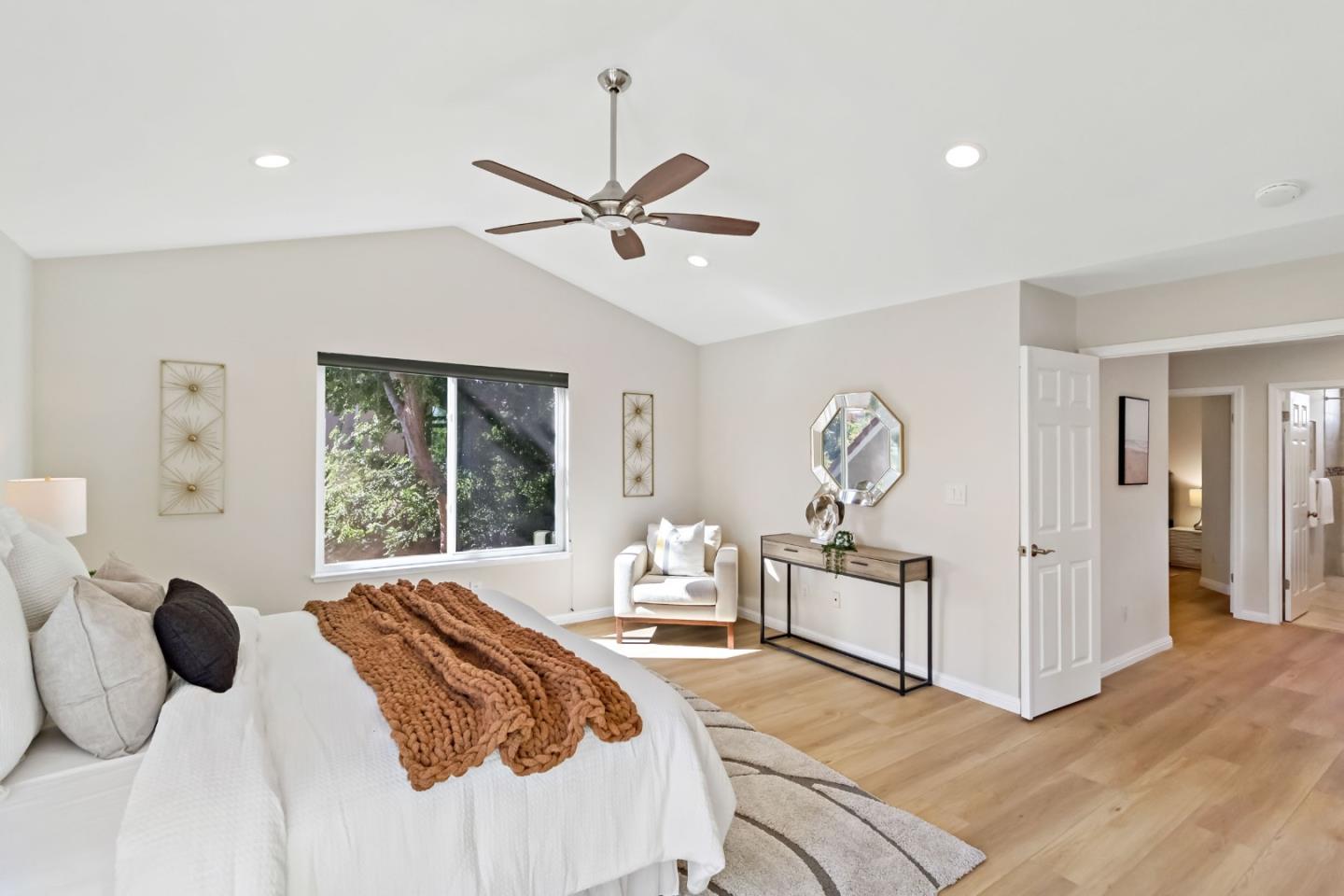 Detail Gallery Image 25 of 52 For 4593 Fallstone Ct, San Jose,  CA 95124 - 4 Beds | 3 Baths