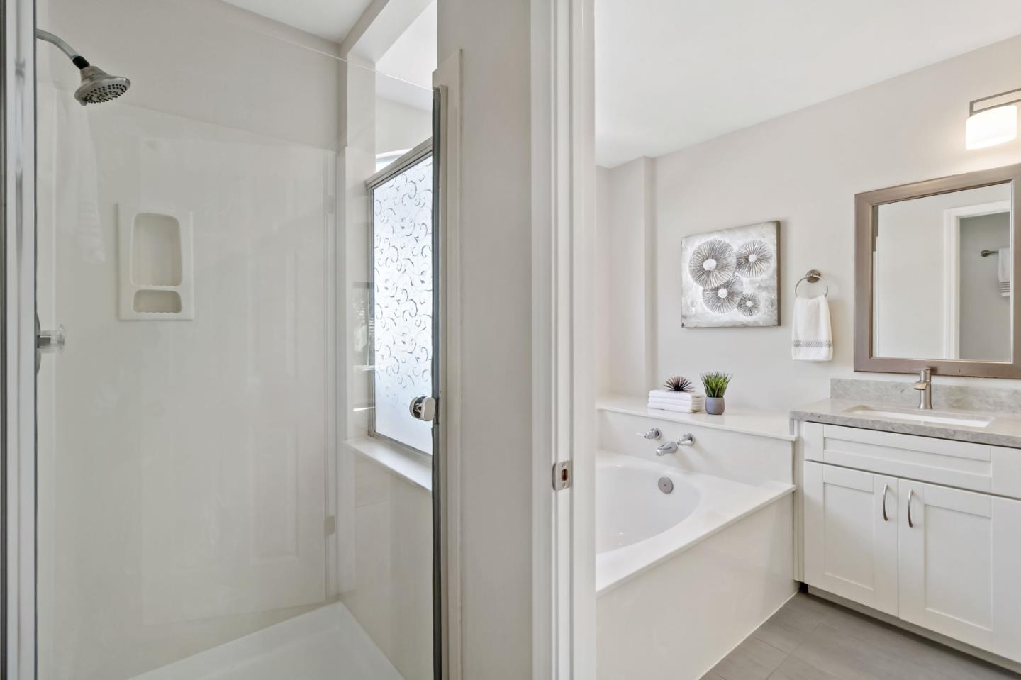 Detail Gallery Image 29 of 52 For 4593 Fallstone Ct, San Jose,  CA 95124 - 4 Beds | 3 Baths