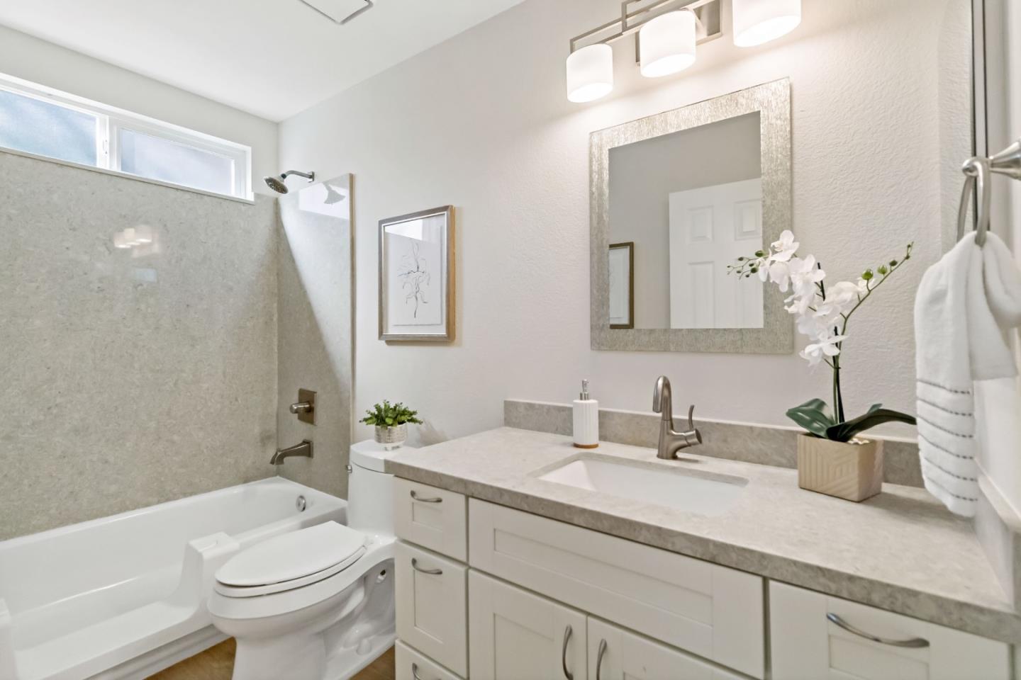 Detail Gallery Image 34 of 52 For 4593 Fallstone Ct, San Jose,  CA 95124 - 4 Beds | 3 Baths