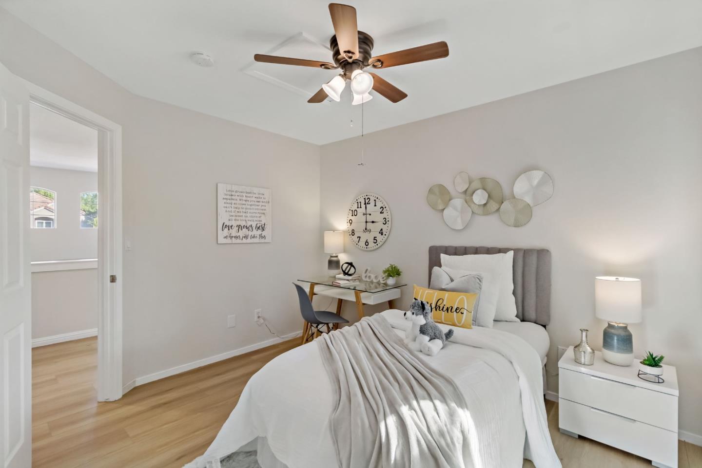 Detail Gallery Image 39 of 52 For 4593 Fallstone Ct, San Jose,  CA 95124 - 4 Beds | 3 Baths