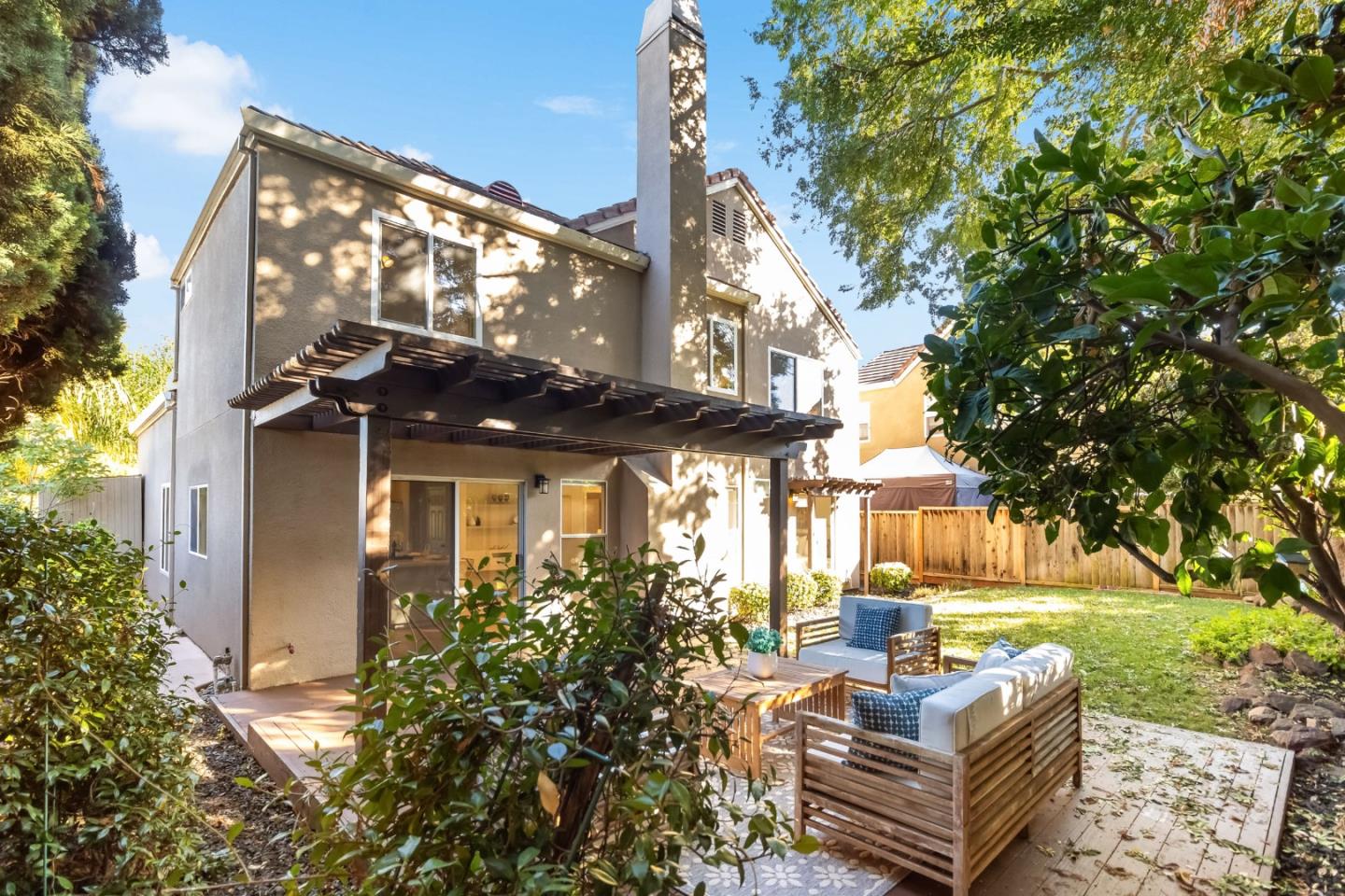 Detail Gallery Image 45 of 52 For 4593 Fallstone Ct, San Jose,  CA 95124 - 4 Beds | 3 Baths