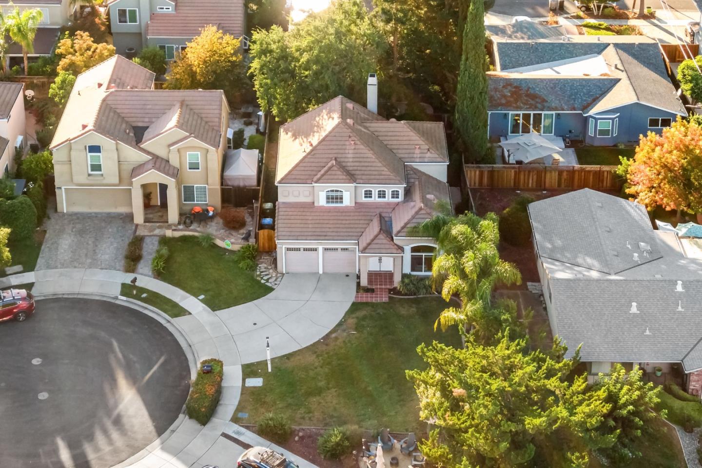 Detail Gallery Image 48 of 52 For 4593 Fallstone Ct, San Jose,  CA 95124 - 4 Beds | 3 Baths