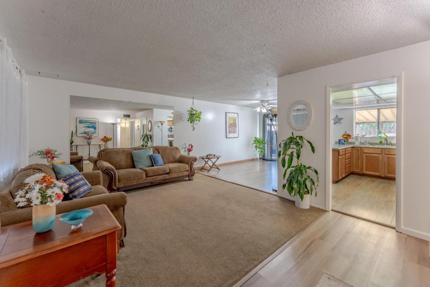 Detail Gallery Image 6 of 23 For 2244 Lanai Ave, San Jose,  CA 95122 - 3 Beds | 2 Baths