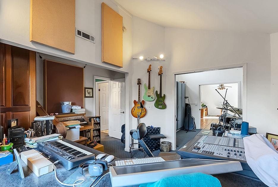 Detail Gallery Image 24 of 31 For 251 W Capitol Ave, Milpitas,  CA 95035 - 3 Beds | 2 Baths