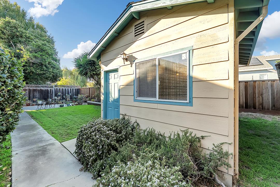 Detail Gallery Image 26 of 31 For 251 W Capitol Ave, Milpitas,  CA 95035 - 3 Beds | 2 Baths