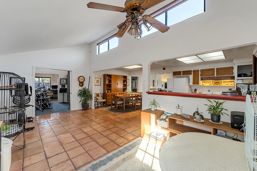 Detail Gallery Image 4 of 31 For 251 W Capitol Ave, Milpitas,  CA 95035 - 3 Beds | 2 Baths