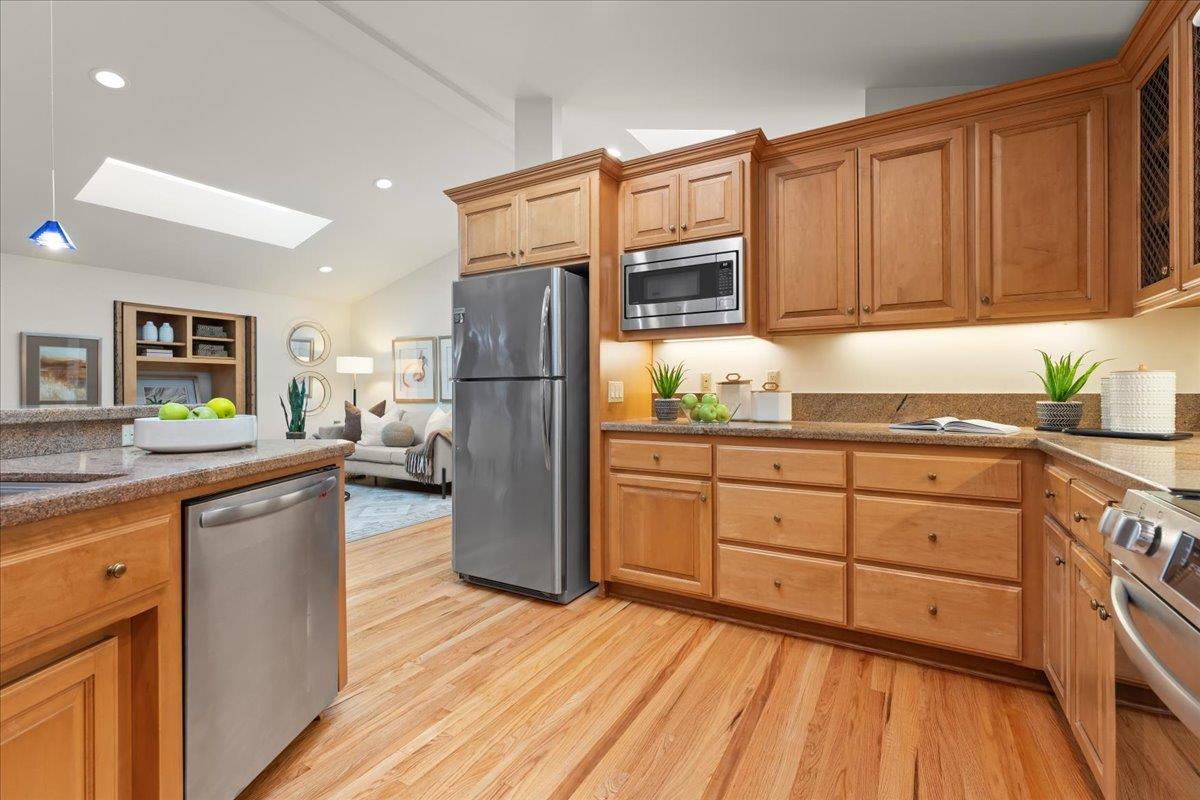 Detail Gallery Image 10 of 27 For 3315 Todd Way, San Jose,  CA 95124 - 3 Beds | 2 Baths