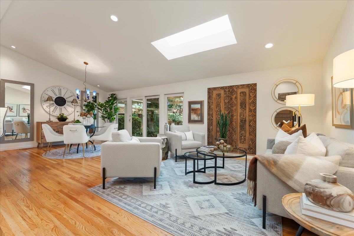 Detail Gallery Image 4 of 27 For 3315 Todd Way, San Jose,  CA 95124 - 3 Beds | 2 Baths