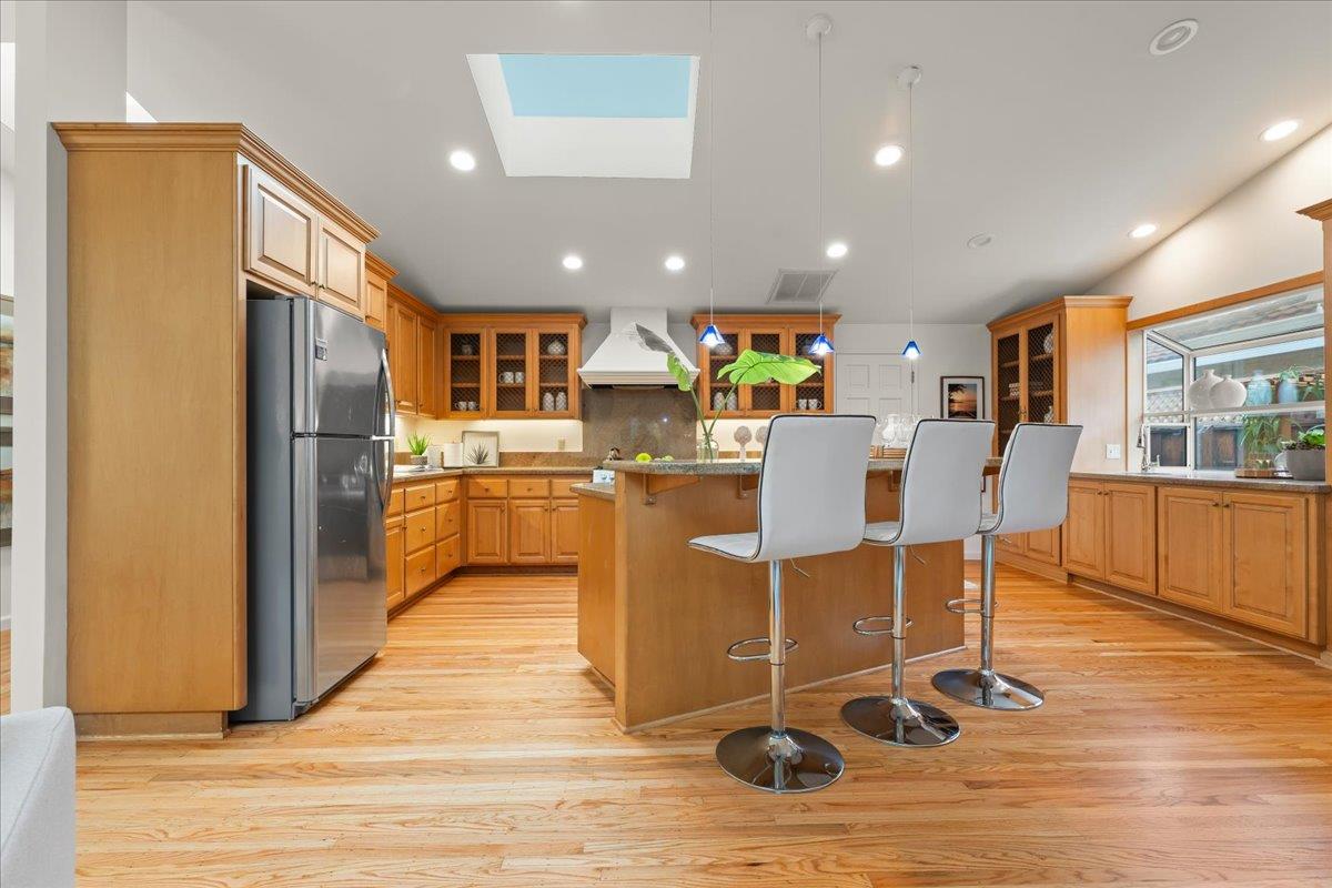 Detail Gallery Image 8 of 27 For 3315 Todd Way, San Jose,  CA 95124 - 3 Beds | 2 Baths