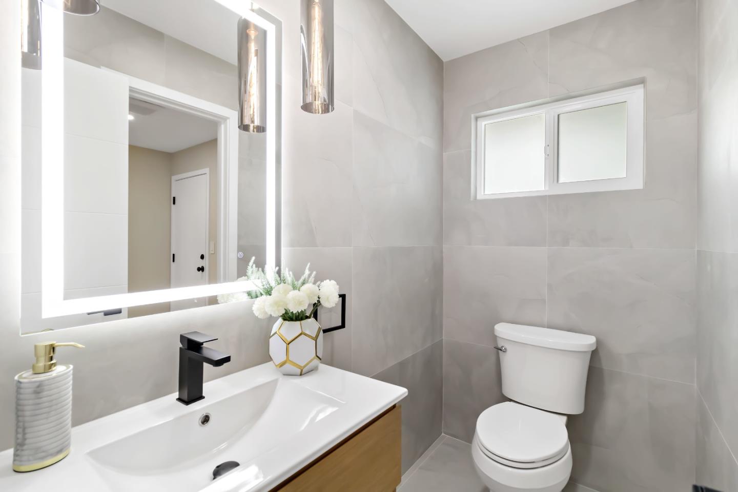 Detail Gallery Image 29 of 78 For 2896 Rathmann Dr, San Jose,  CA 95148 - 4 Beds | 2 Baths