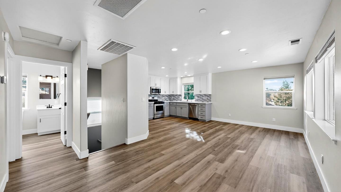 Detail Gallery Image 9 of 54 For 1140 S Washington St, Sonora,  CA 95370 - 3 Beds | 2 Baths