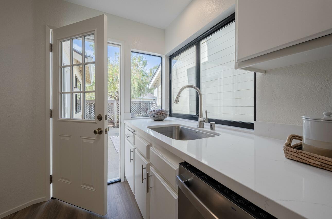 Detail Gallery Image 16 of 50 For 1051 Olympic Ln, Seaside,  CA 93955 - 3 Beds | 2 Baths