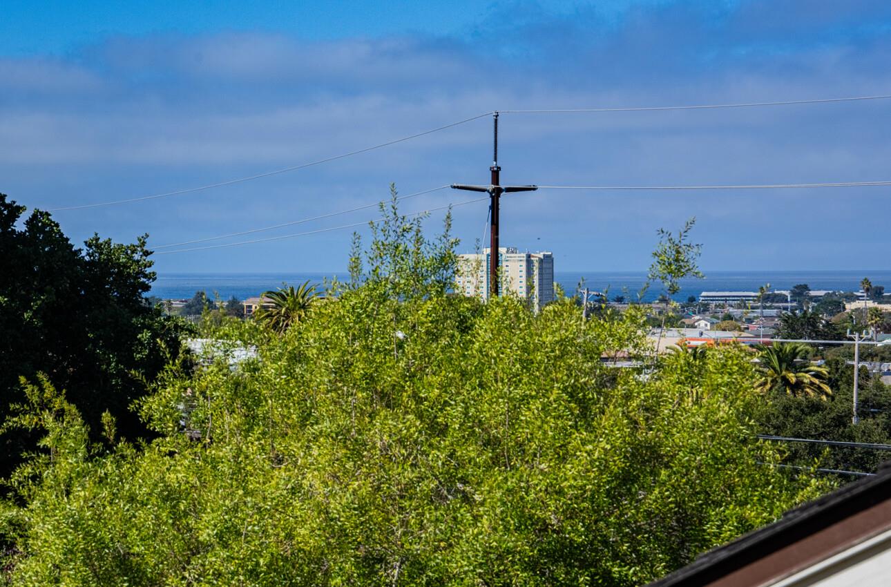 Detail Gallery Image 34 of 50 For 1051 Olympic Ln, Seaside,  CA 93955 - 3 Beds | 2 Baths