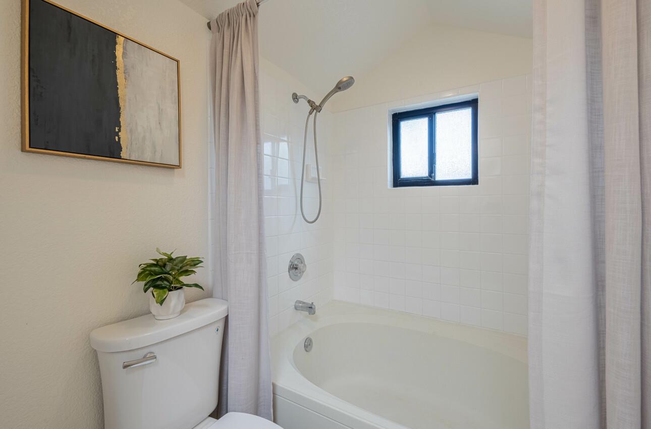 Detail Gallery Image 41 of 50 For 1051 Olympic Ln, Seaside,  CA 93955 - 3 Beds | 2 Baths