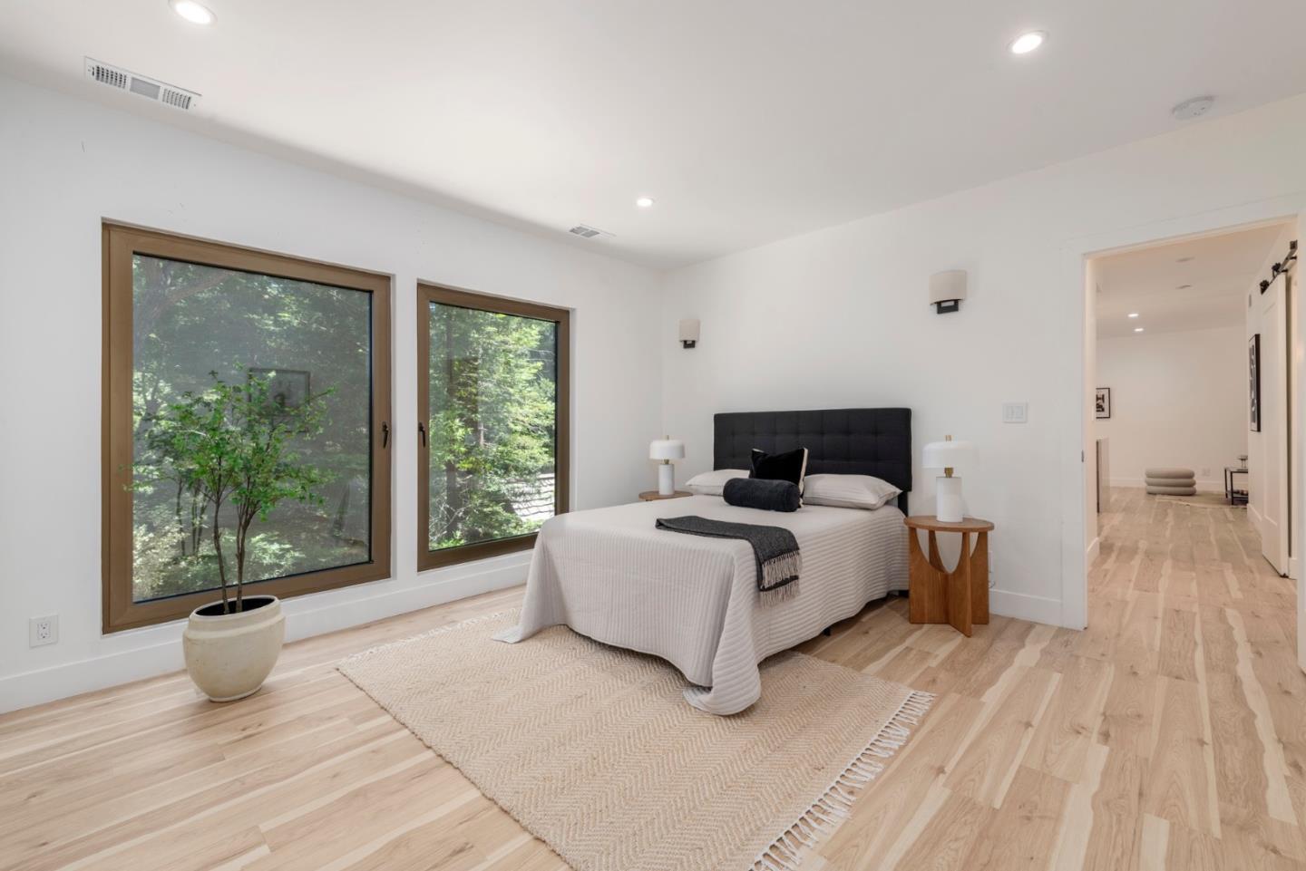 Detail Gallery Image 15 of 84 For 12 Las Aromas, Orinda,  CA 94563 - 8 Beds | 6/5 Baths