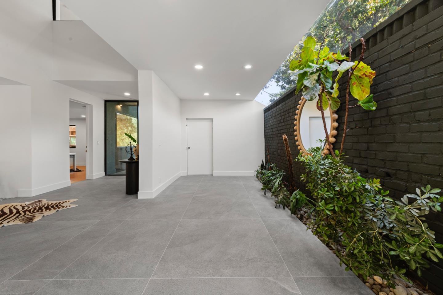 Detail Gallery Image 25 of 84 For 12 Las Aromas, Orinda,  CA 94563 - 8 Beds | 6/5 Baths