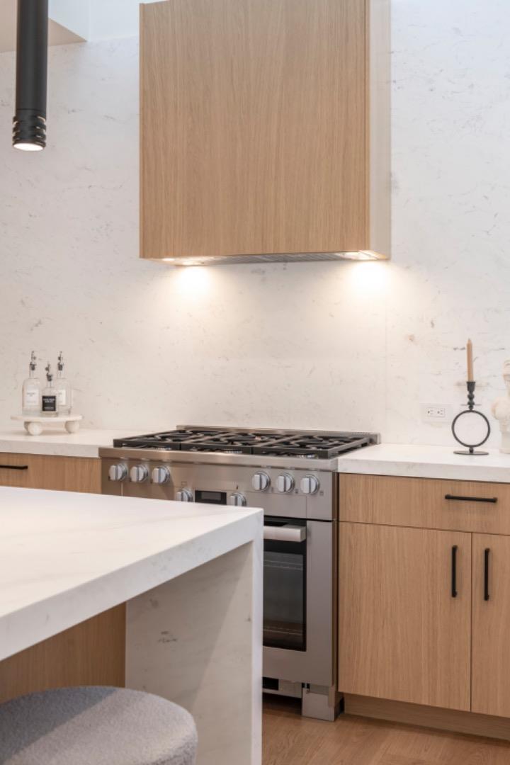 Detail Gallery Image 36 of 84 For 12 Las Aromas, Orinda,  CA 94563 - 8 Beds | 6/5 Baths