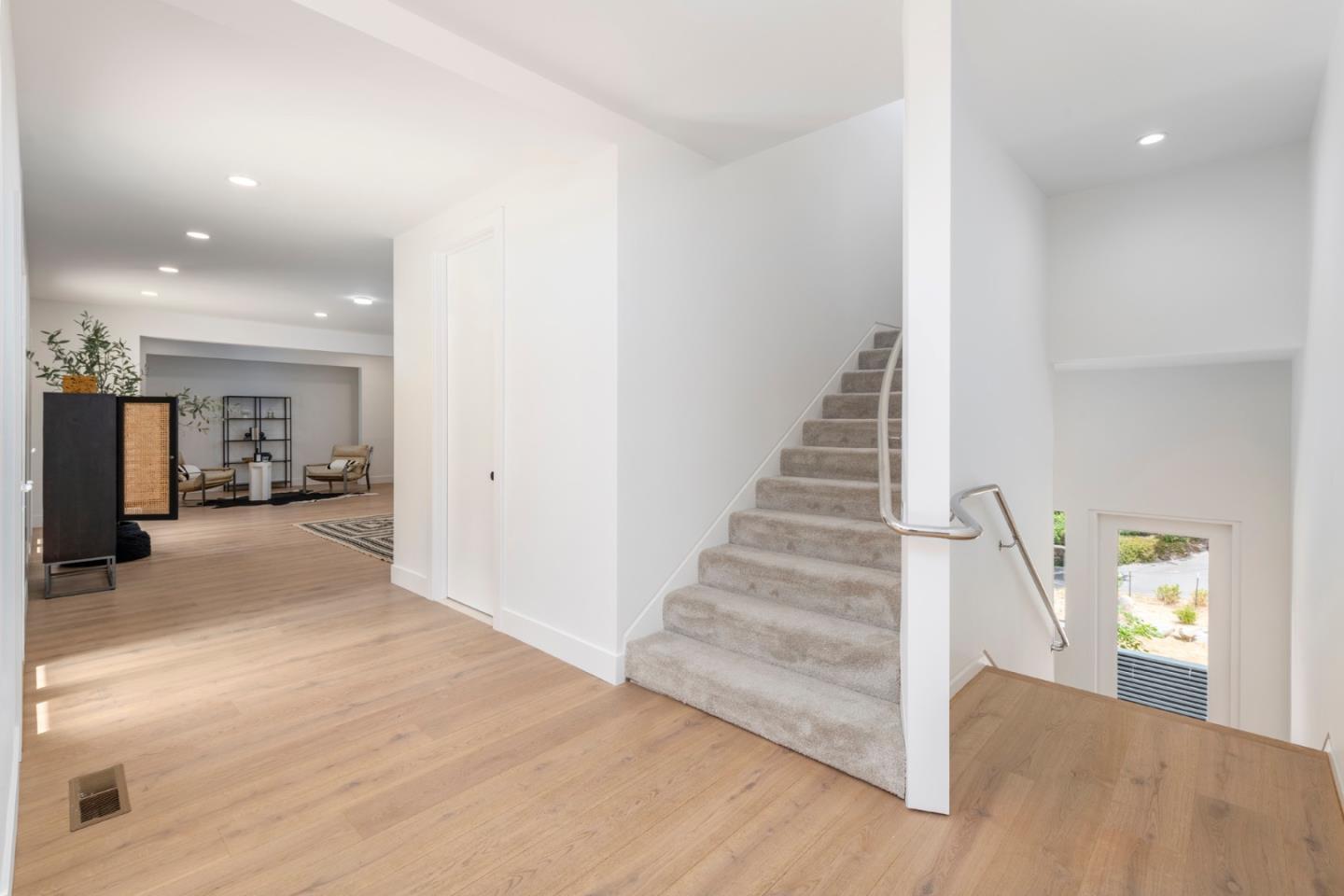 Detail Gallery Image 38 of 84 For 12 Las Aromas, Orinda,  CA 94563 - 8 Beds | 6/5 Baths