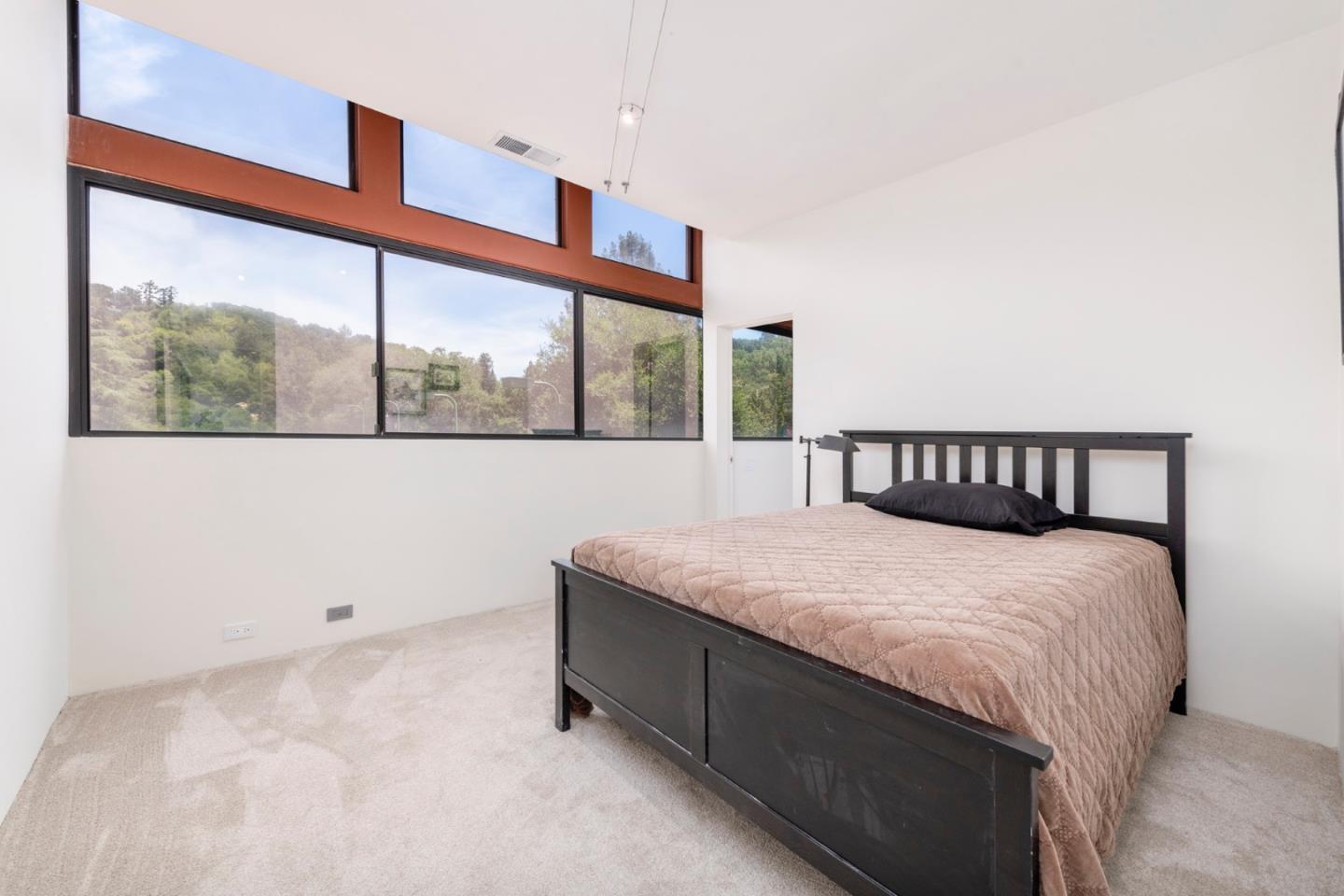 Detail Gallery Image 57 of 84 For 12 Las Aromas, Orinda,  CA 94563 - 8 Beds | 6/5 Baths