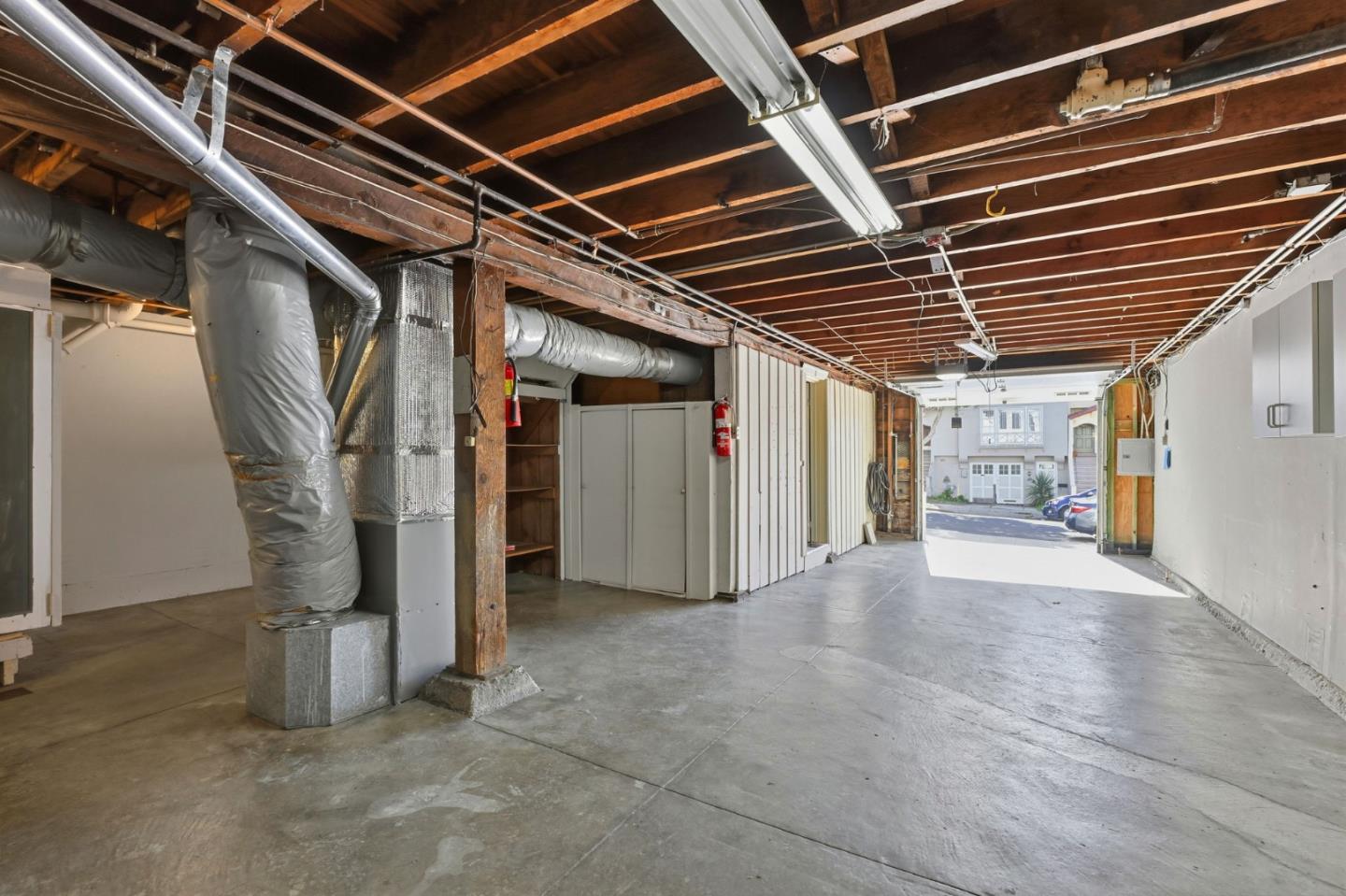 Detail Gallery Image 29 of 33 For 116 W Moltke St, Daly City,  CA 94014 - 3 Beds | 1 Baths