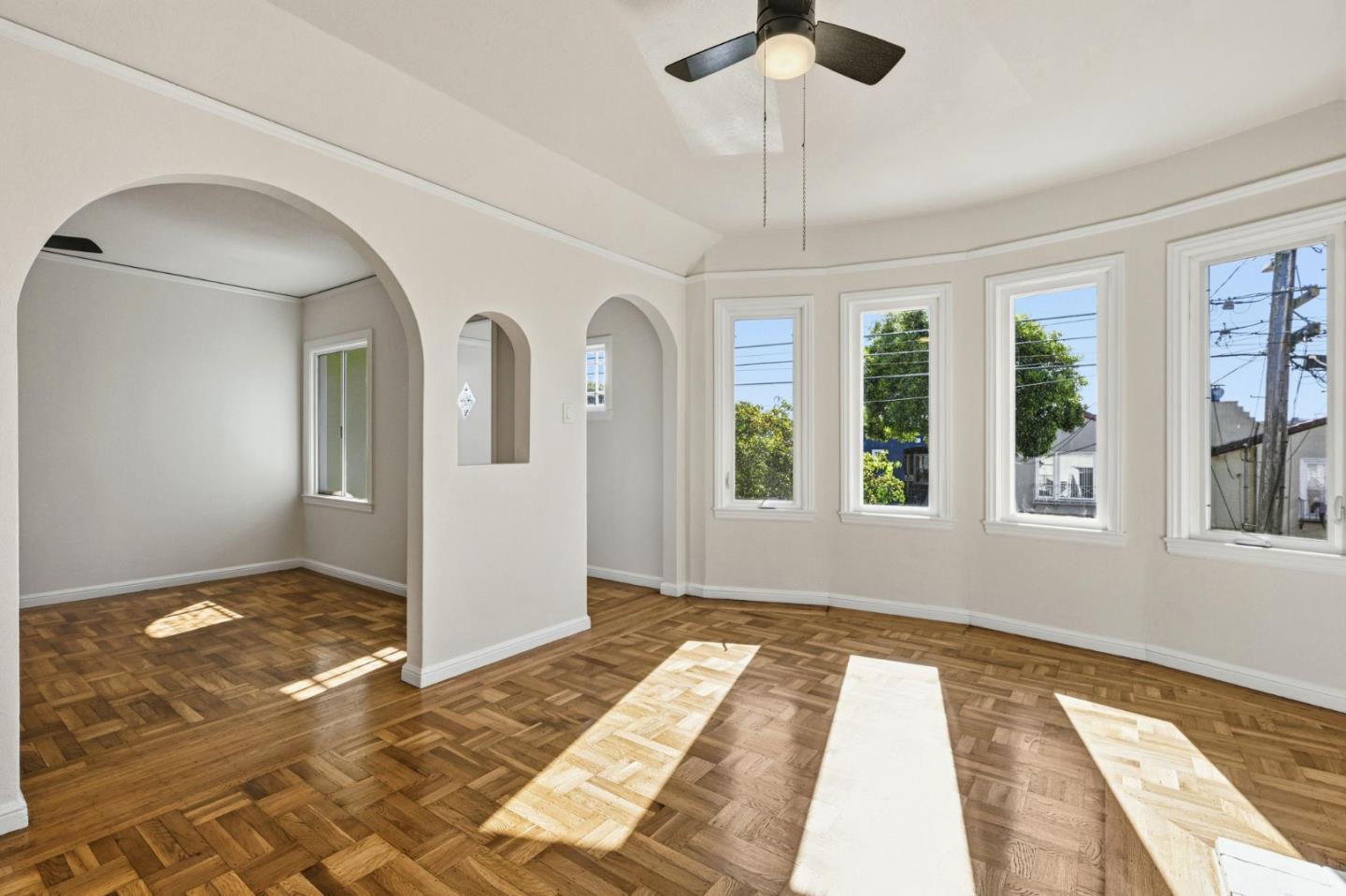 Detail Gallery Image 6 of 33 For 116 W Moltke St, Daly City,  CA 94014 - 3 Beds | 1 Baths