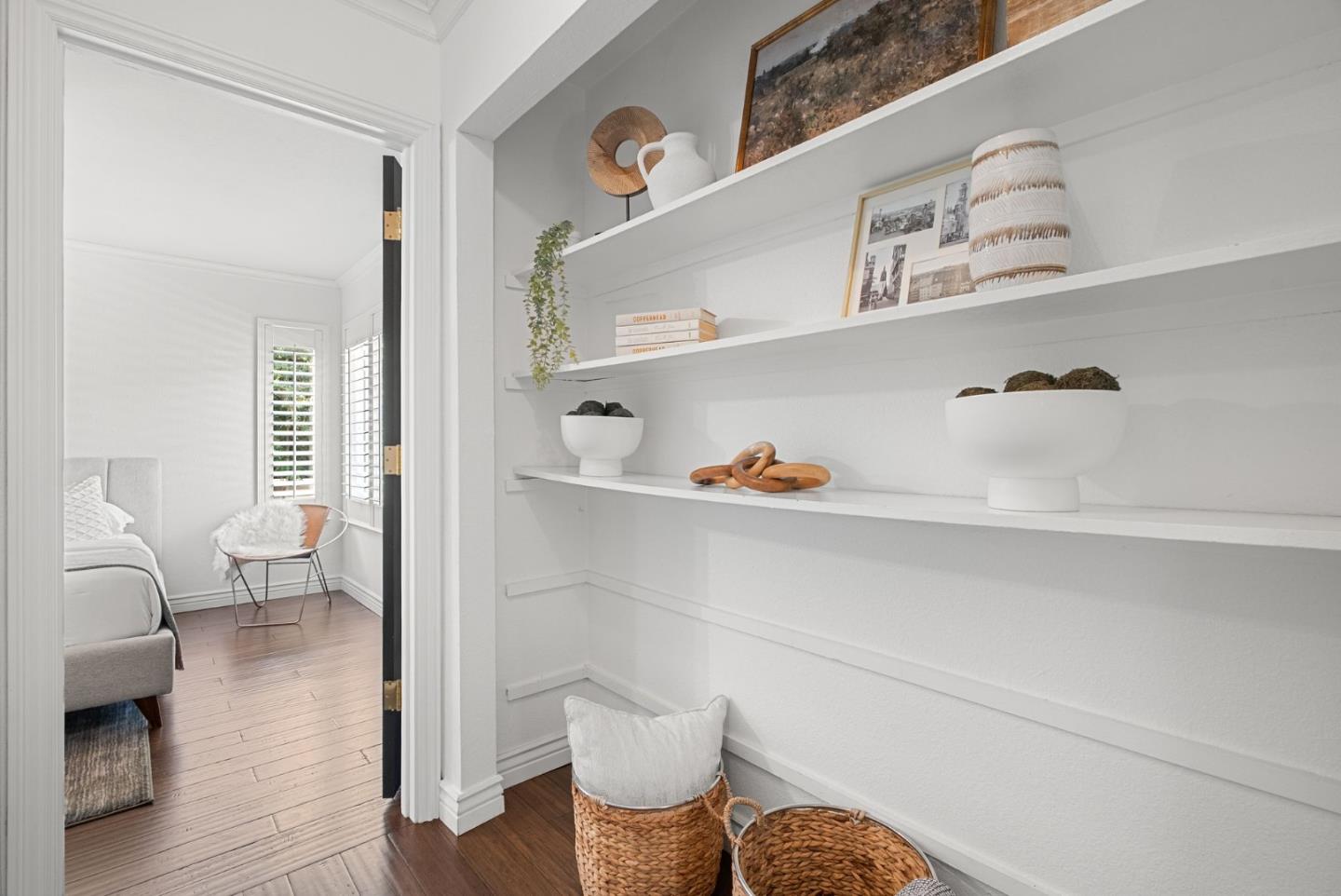 Detail Gallery Image 20 of 28 For 1147 Longshore Dr, San Jose,  CA 95128 - 3 Beds | 2/1 Baths