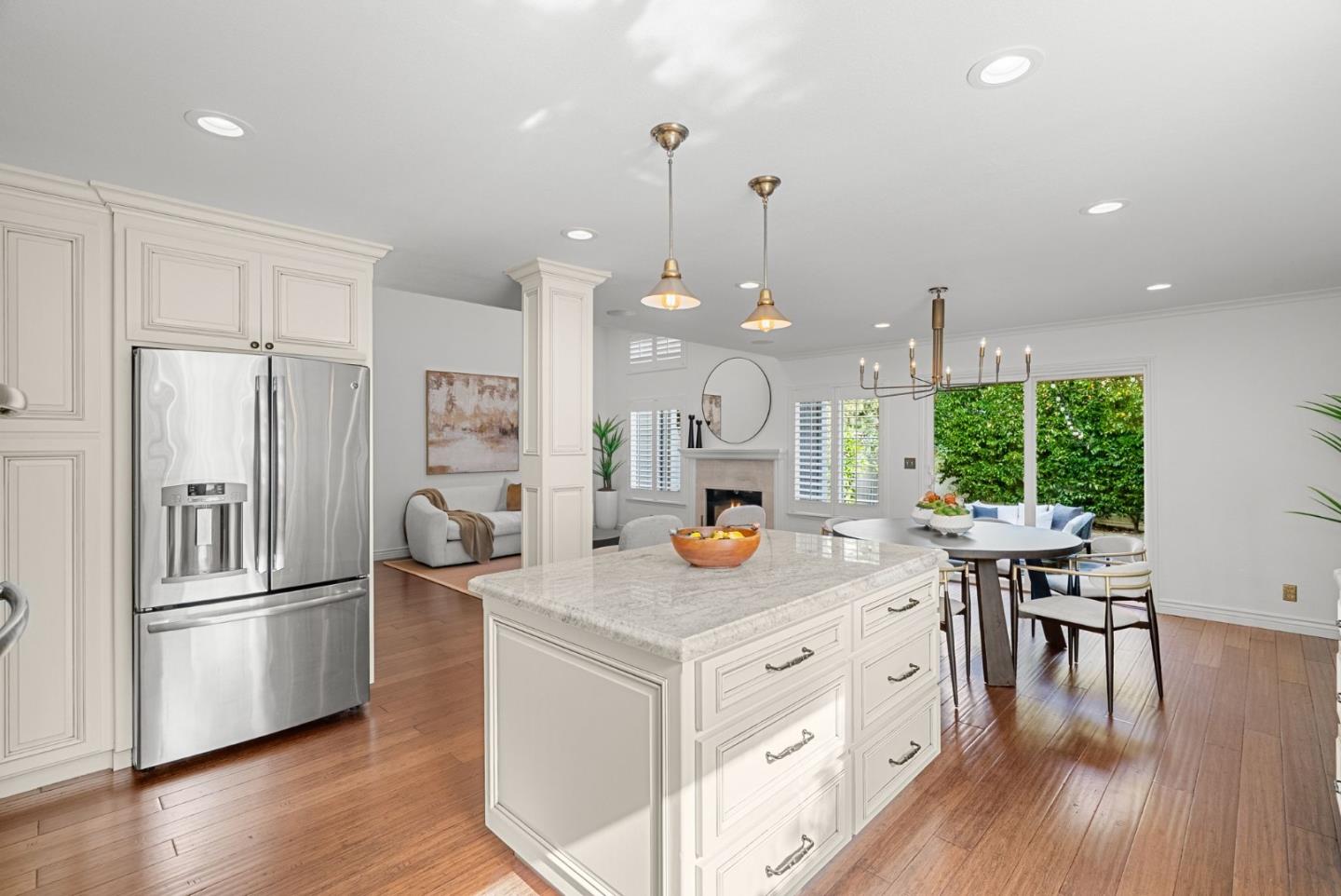 Detail Gallery Image 6 of 28 For 1147 Longshore Dr, San Jose,  CA 95128 - 3 Beds | 2/1 Baths