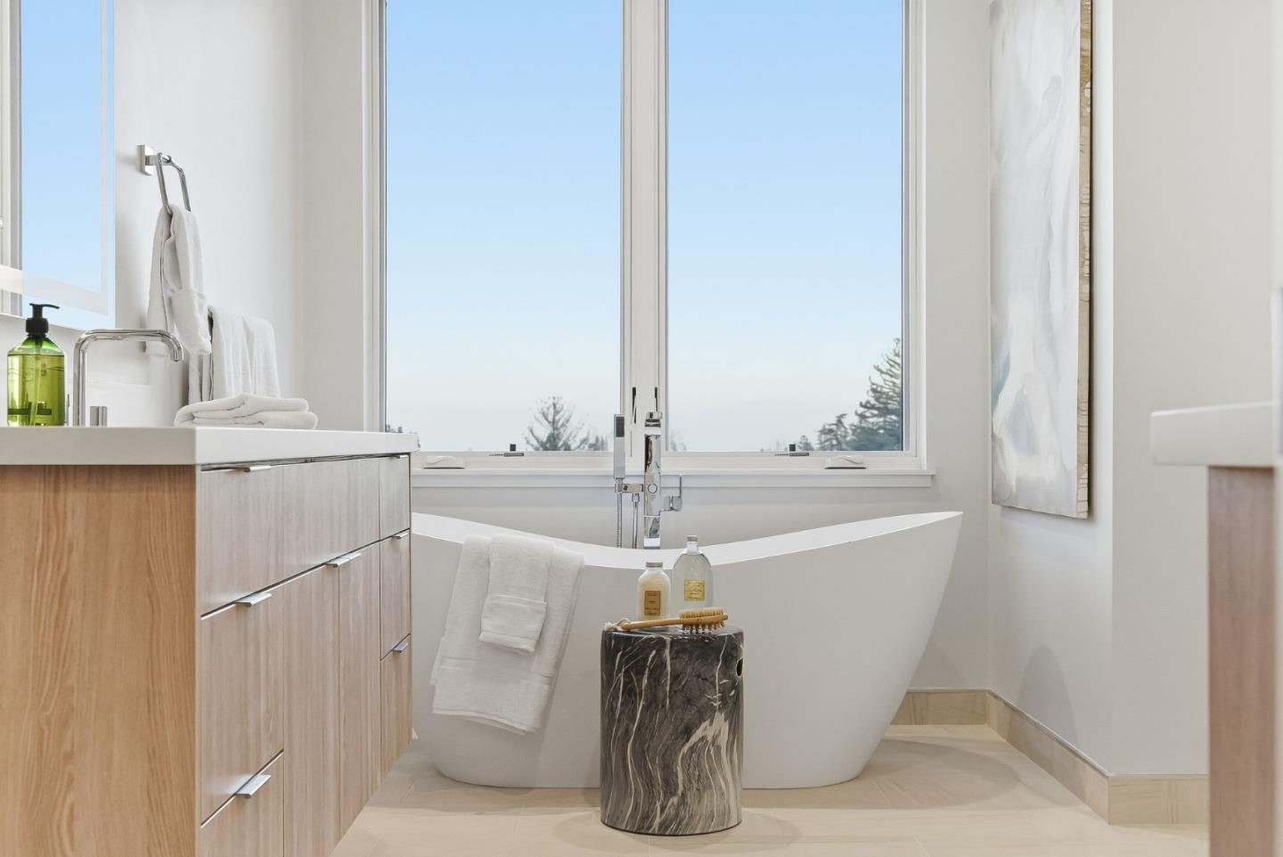 Detail Gallery Image 13 of 26 For 20388 Hill Ave, Saratoga,  CA 95070 - 8 Beds | 9/2 Baths