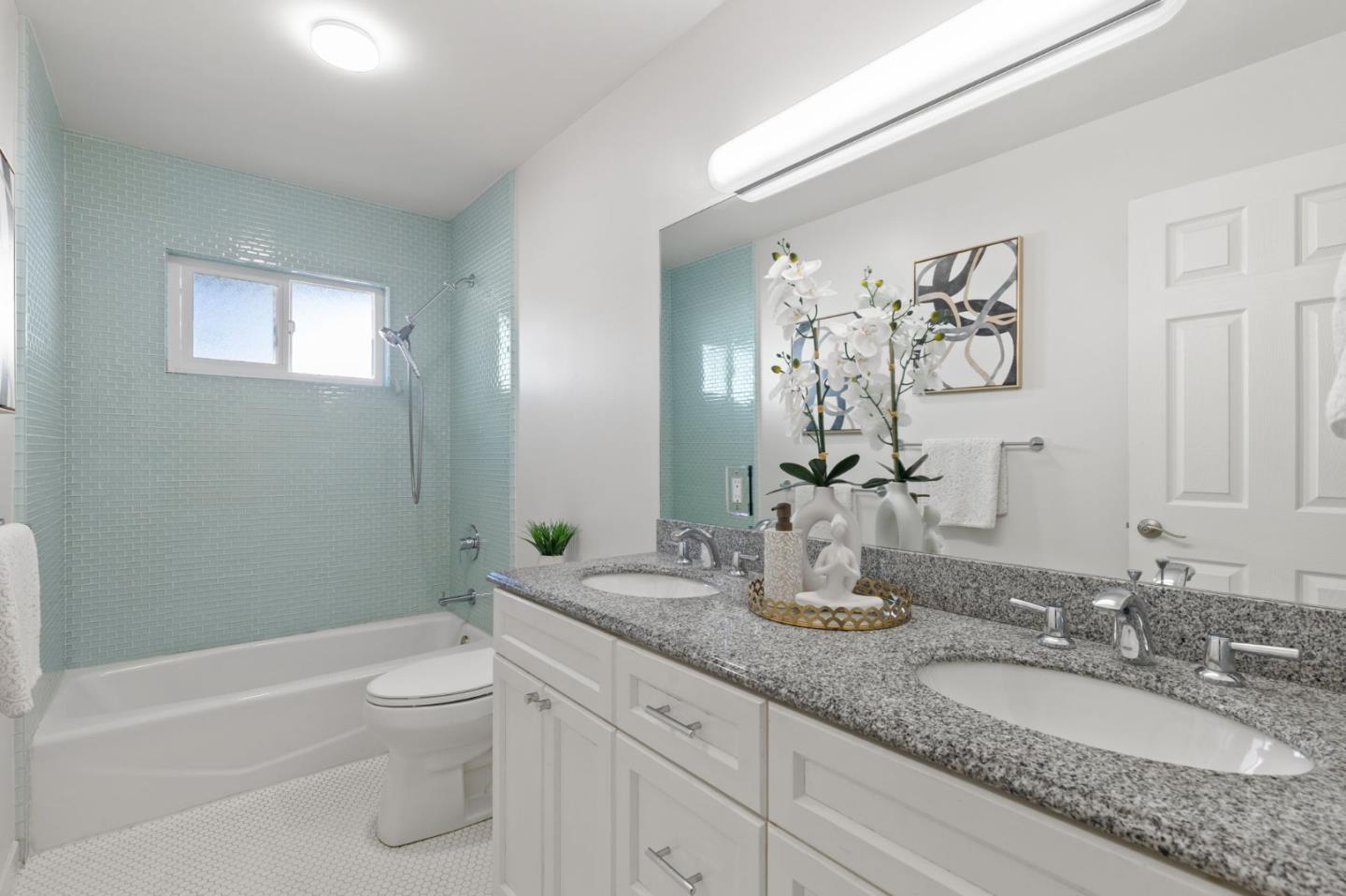 Detail Gallery Image 13 of 23 For 5986 Loma Prieta Dr, San Jose,  CA 95123 - 3 Beds | 2 Baths