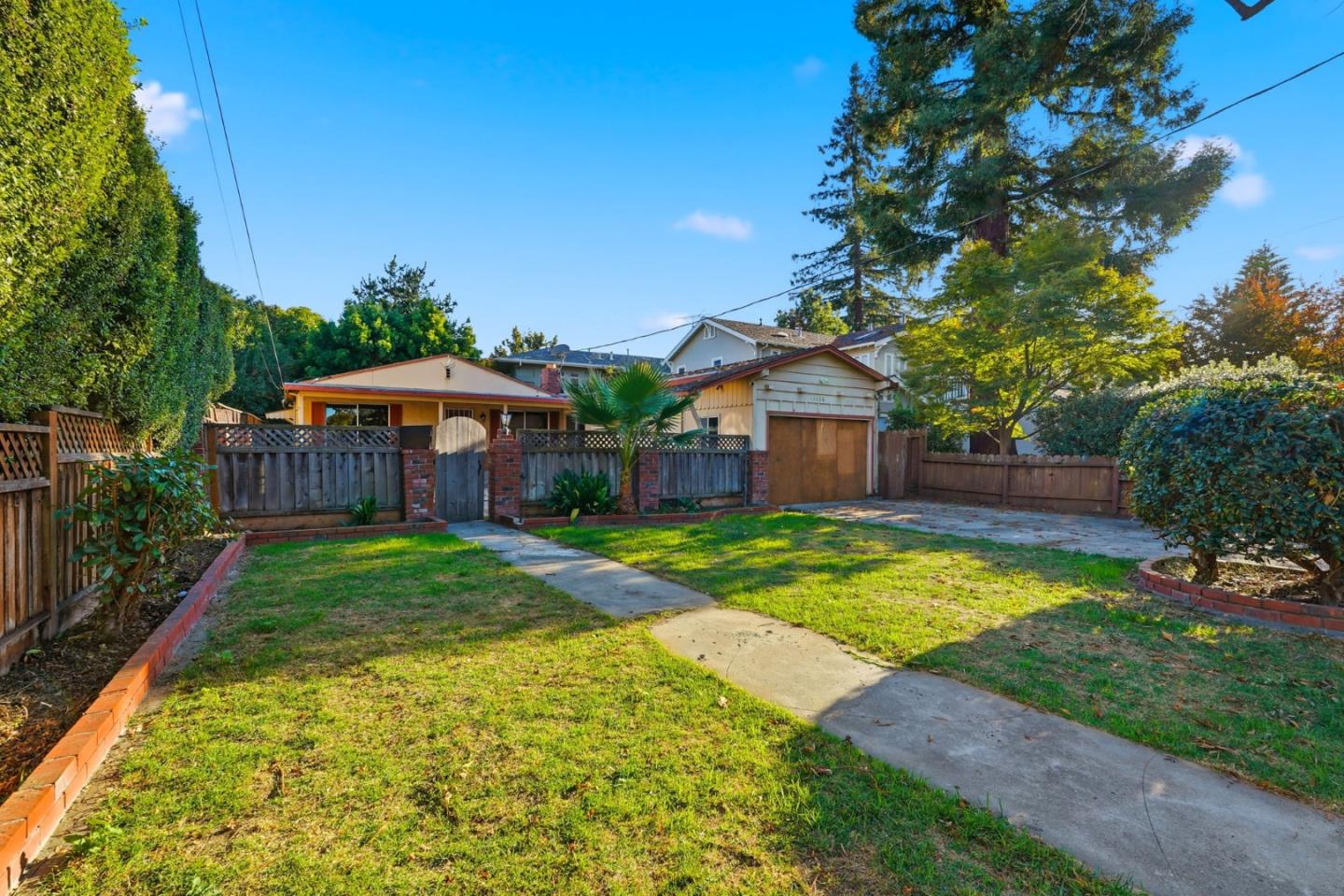 Detail Gallery Image 2 of 34 For 1136 Nevada Ave, San Jose,  CA 95125 - 3 Beds | 2 Baths