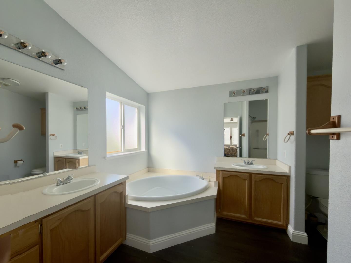Detail Gallery Image 12 of 21 For 195 Blossom Hill Rd #219,  San Jose,  CA 95123 - 3 Beds | 2 Baths