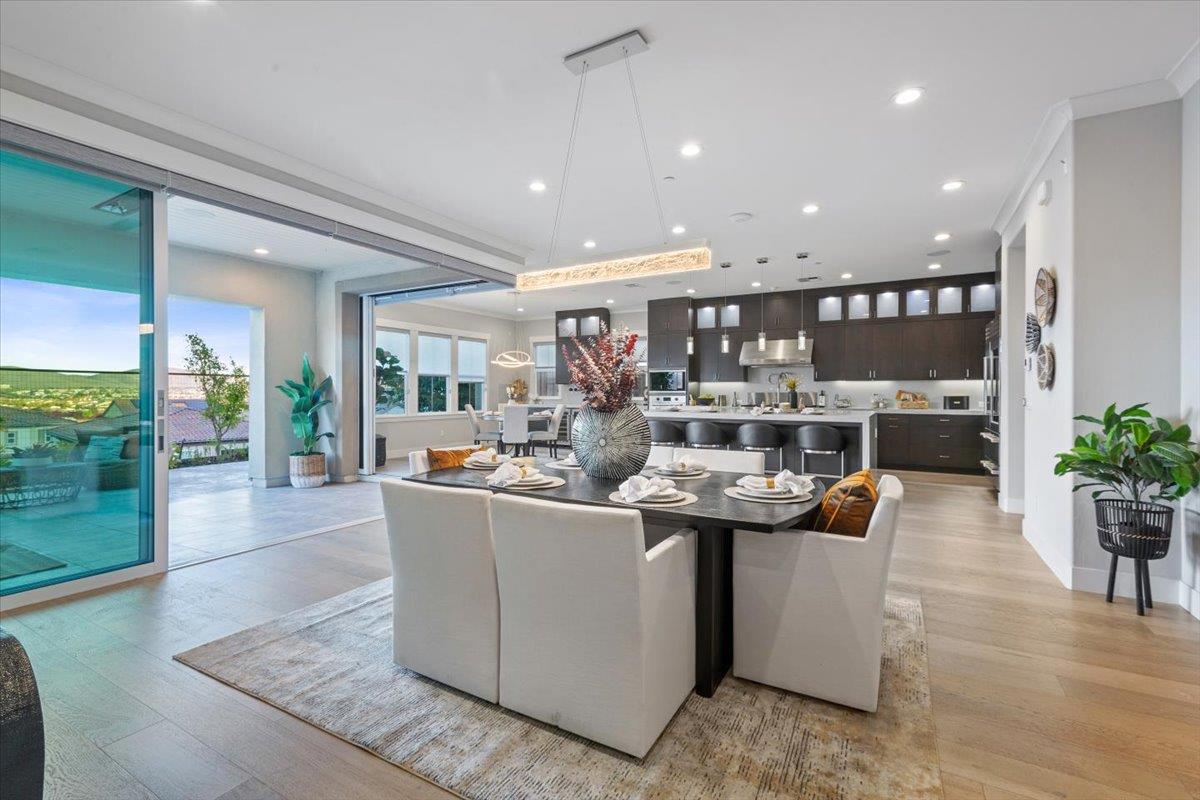 Detail Gallery Image 13 of 101 For 2105 Elderberry Dr, San Ramon,  CA 94582 - 5 Beds | 5/1 Baths