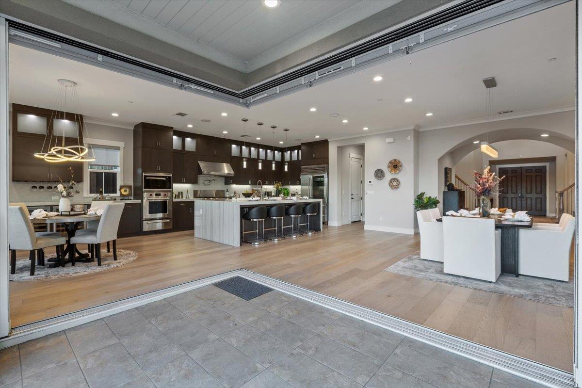 Detail Gallery Image 15 of 101 For 2105 Elderberry Dr, San Ramon,  CA 94582 - 5 Beds | 5/1 Baths