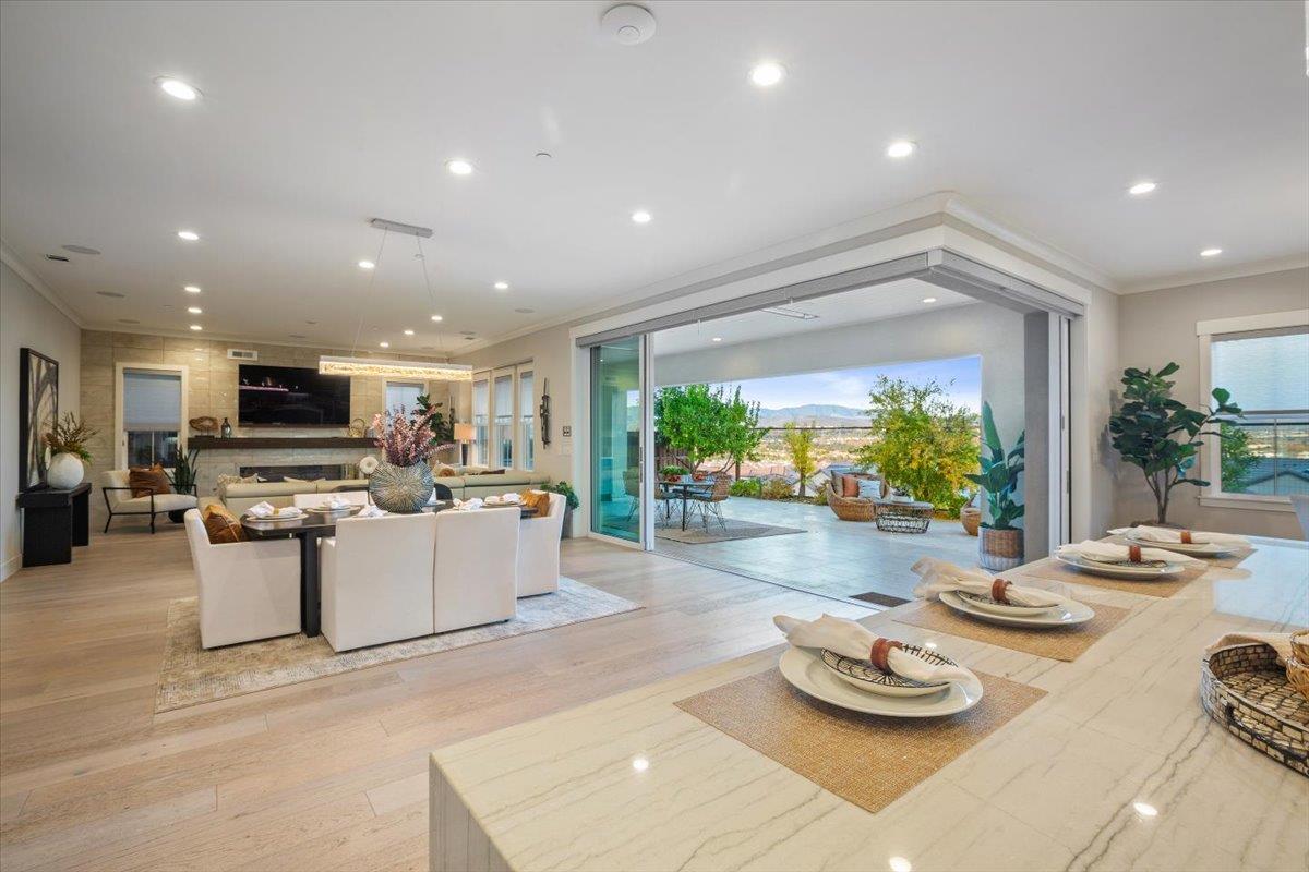 Detail Gallery Image 21 of 101 For 2105 Elderberry Dr, San Ramon,  CA 94582 - 5 Beds | 5/1 Baths