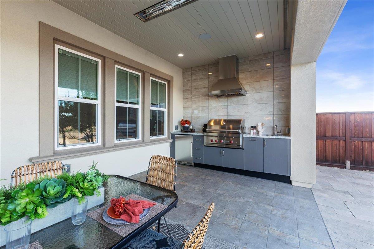 Detail Gallery Image 27 of 101 For 2105 Elderberry Dr, San Ramon,  CA 94582 - 5 Beds | 5/1 Baths