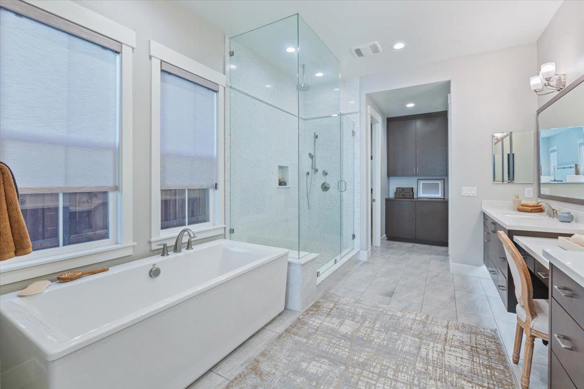 Detail Gallery Image 34 of 101 For 2105 Elderberry Dr, San Ramon,  CA 94582 - 5 Beds | 5/1 Baths