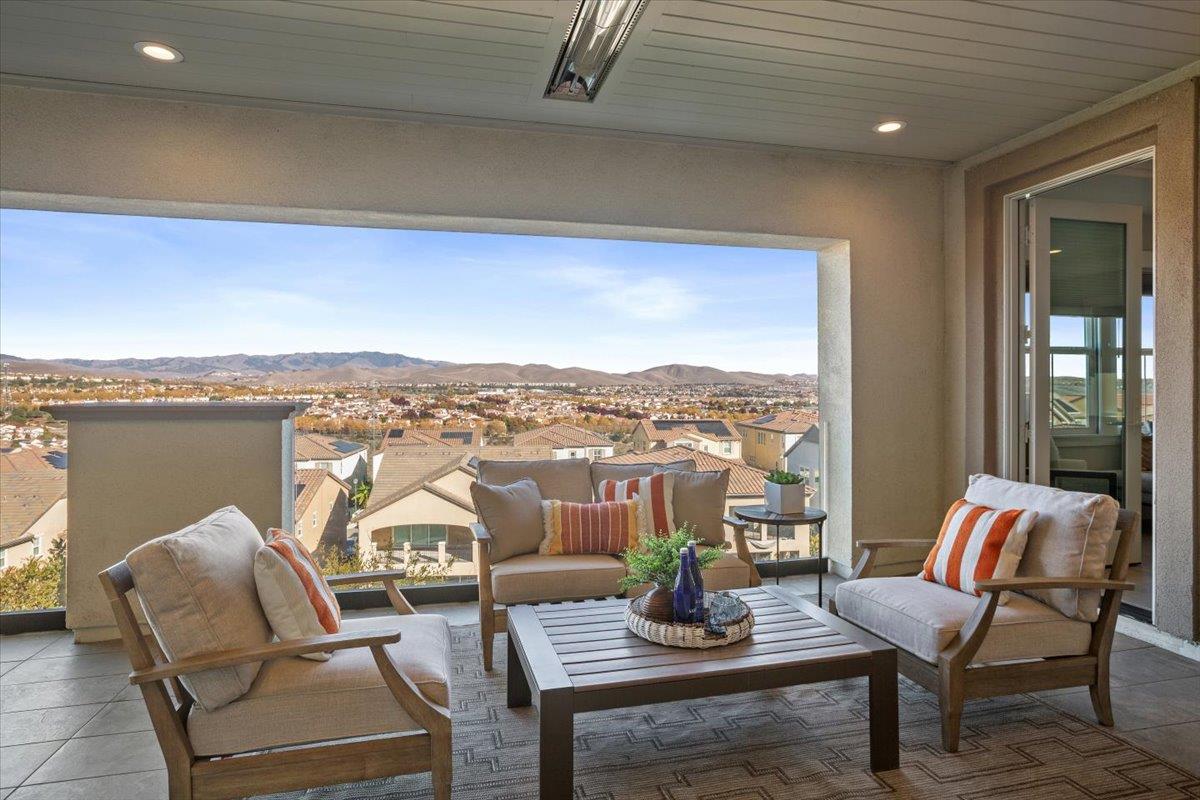 Detail Gallery Image 46 of 101 For 2105 Elderberry Dr, San Ramon,  CA 94582 - 5 Beds | 5/1 Baths