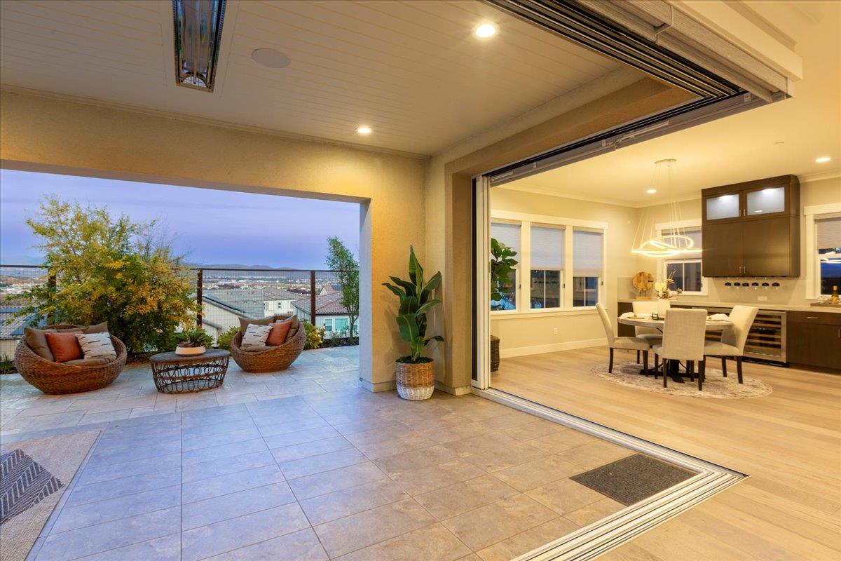 Detail Gallery Image 91 of 101 For 2105 Elderberry Dr, San Ramon,  CA 94582 - 5 Beds | 5/1 Baths