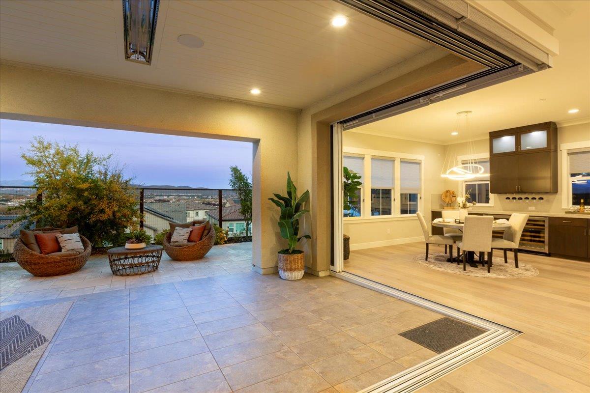 Detail Gallery Image 92 of 101 For 2105 Elderberry Dr, San Ramon,  CA 94582 - 5 Beds | 5/1 Baths