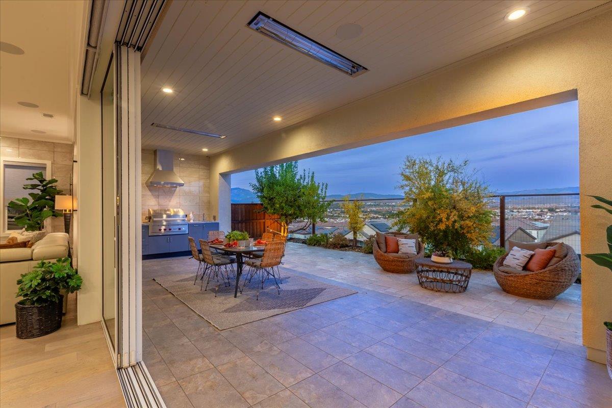 Detail Gallery Image 93 of 101 For 2105 Elderberry Dr, San Ramon,  CA 94582 - 5 Beds | 5/1 Baths