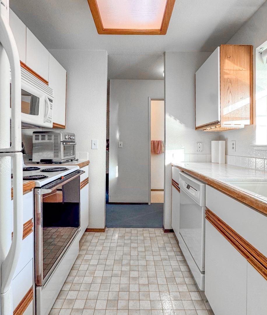 Detail Gallery Image 14 of 44 For 6923 Chantel Ct, San Jose,  CA 95129 - 2 Beds | 2/1 Baths