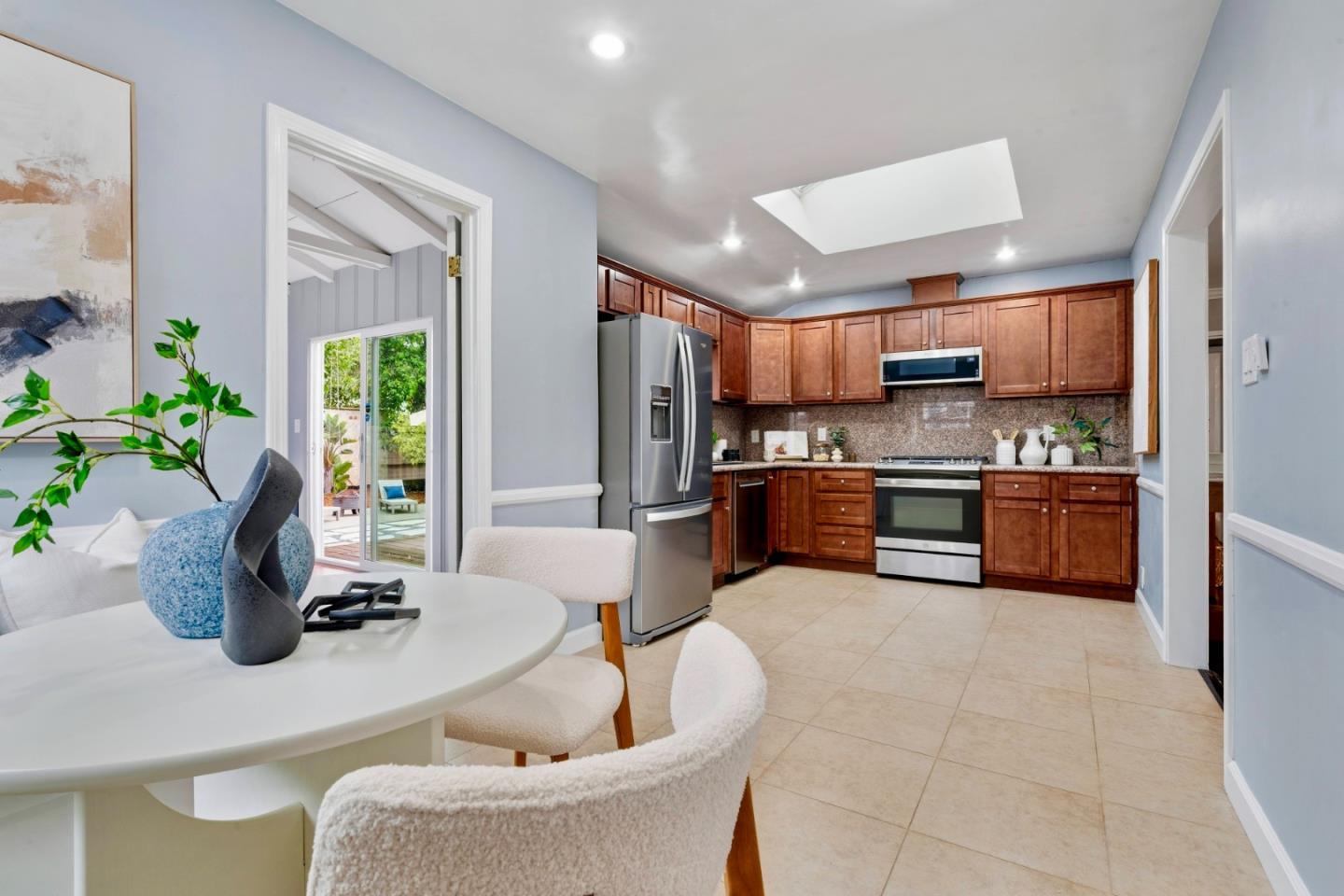 Detail Gallery Image 33 of 52 For 994 Billings Blvd, San Leandro,  CA 94577 - 3 Beds | 1/1 Baths