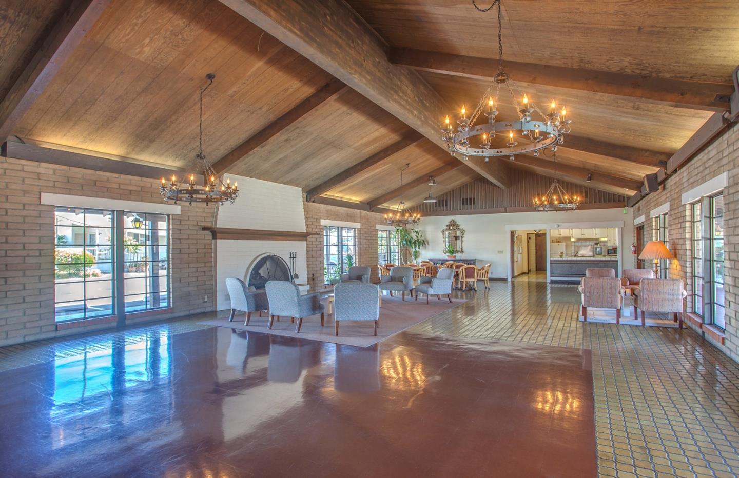 Detail Gallery Image 14 of 15 For 5450 Monterey Rd #142,  San Jose,  CA 95111 - 4 Beds | 2 Baths